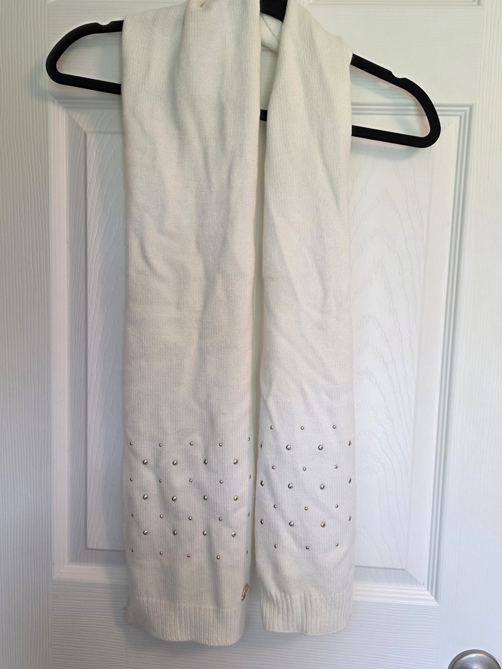 White Women’s Embellished Scarf